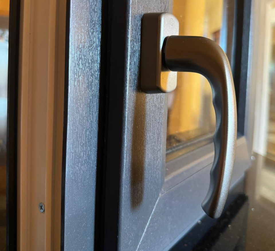 VIP Smart Windows
